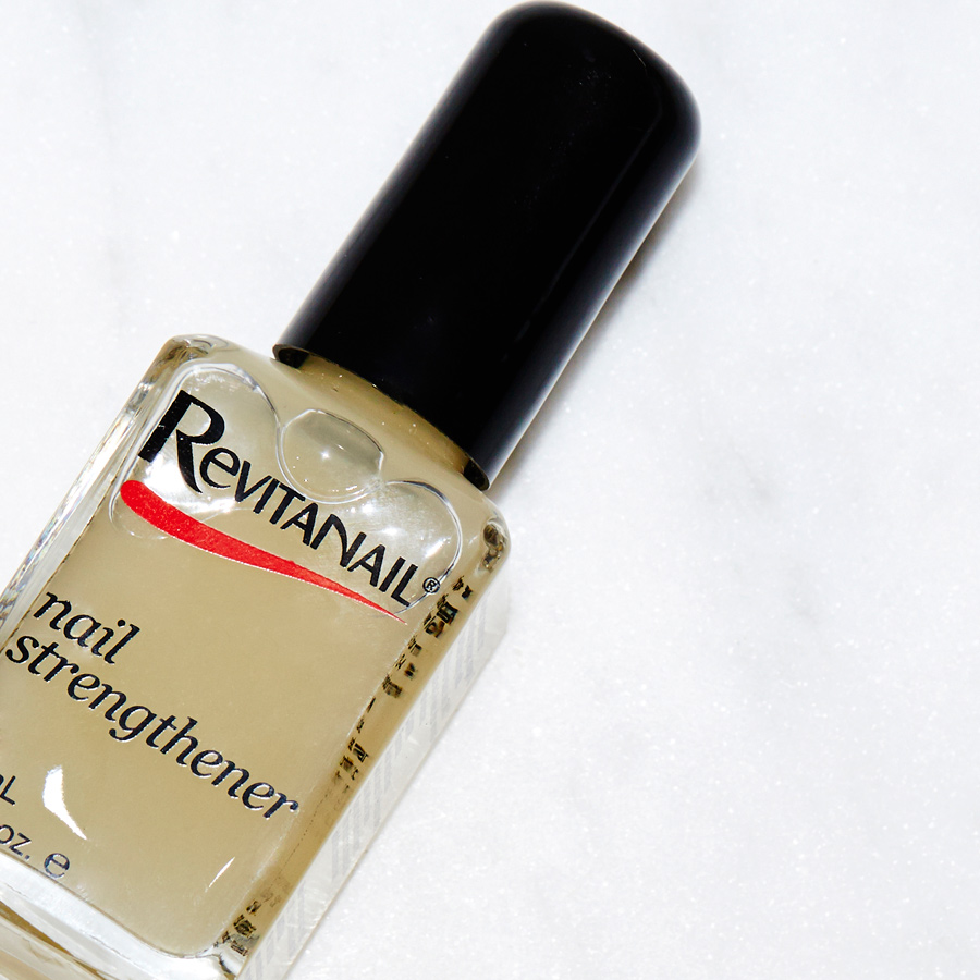 Nails Revitanail Nail Strengthener THE FILE